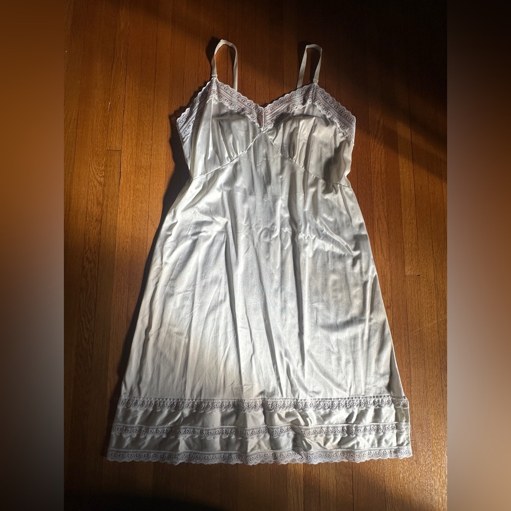 Vintage White Lace Nylon Tricot Slip, Size 44 (Modern XL) - Picture 1 of 10